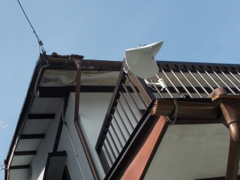 雪害　屋根のリフォーム　屋根の修理　雨樋修理　軒天修理