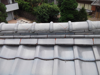 近くで見ても均一で美しい仕上がりです。耐久性にも優れており、長く安心してお住まいいただけます。